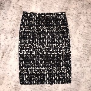MICHAEL Michael Kors- Pencil Skirt
